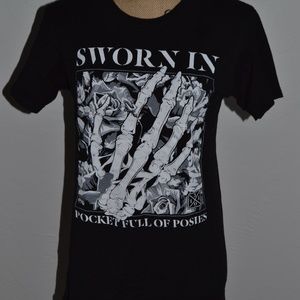 Sworn In Scream Emo Hot Topic Band Shirt